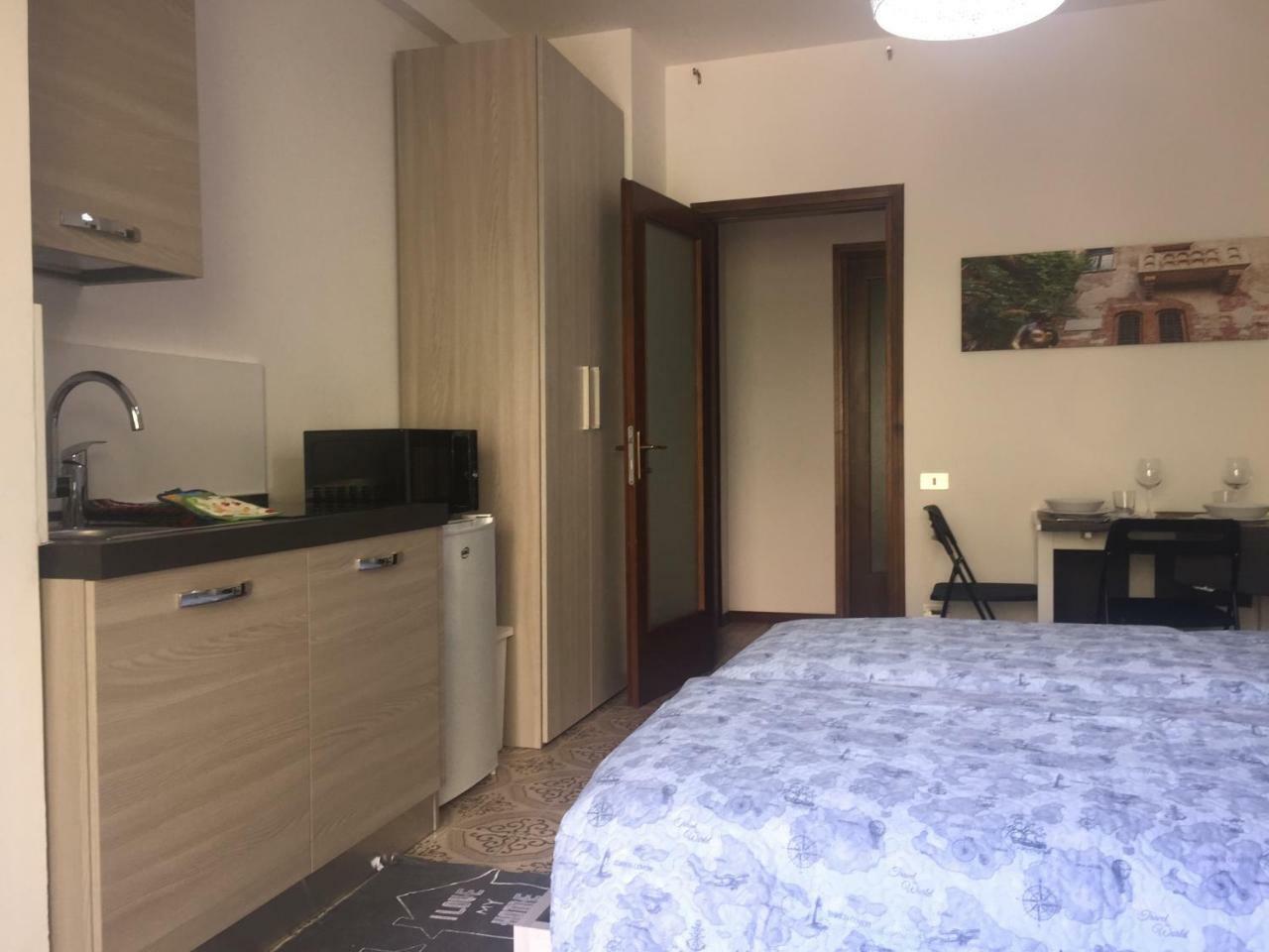 Room Verona Holidays Exterior foto