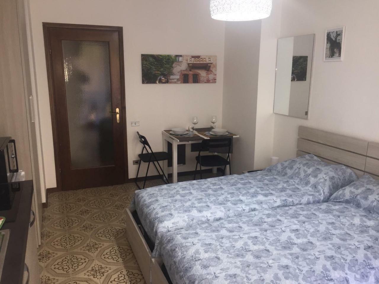 Room Verona Holidays Exterior foto